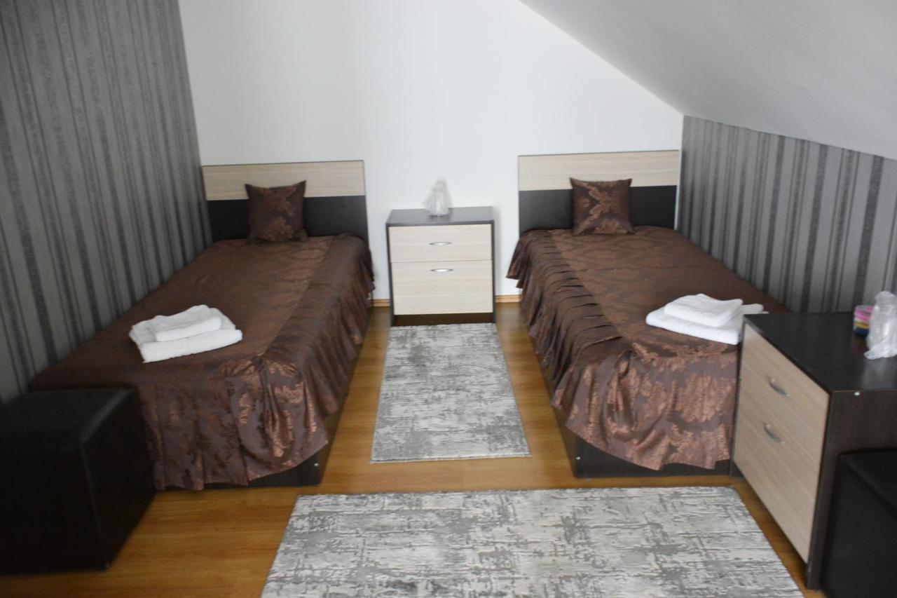 Pensiunea Royal Borşa Exterior foto