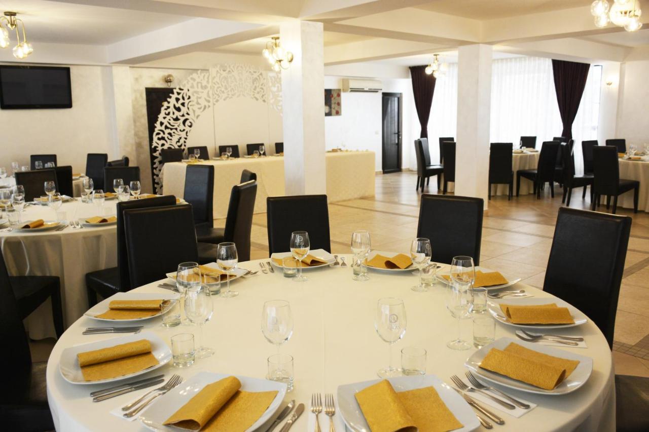 Pensiunea Royal Borşa Exterior foto